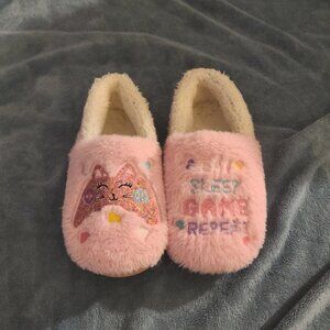 Child's pink fun slippers Size 2-3